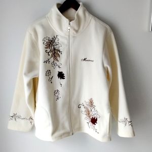 G.G.S. Ladies cream fleece jacket with leaf detailing, size Large